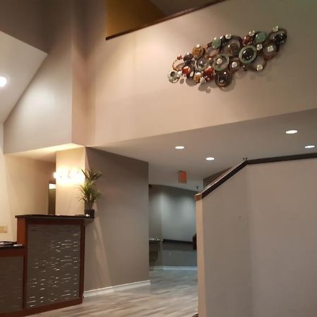 Americas Best Value Inn And Suites Lee'S Summit-Kansas City Ngoại thất bức ảnh