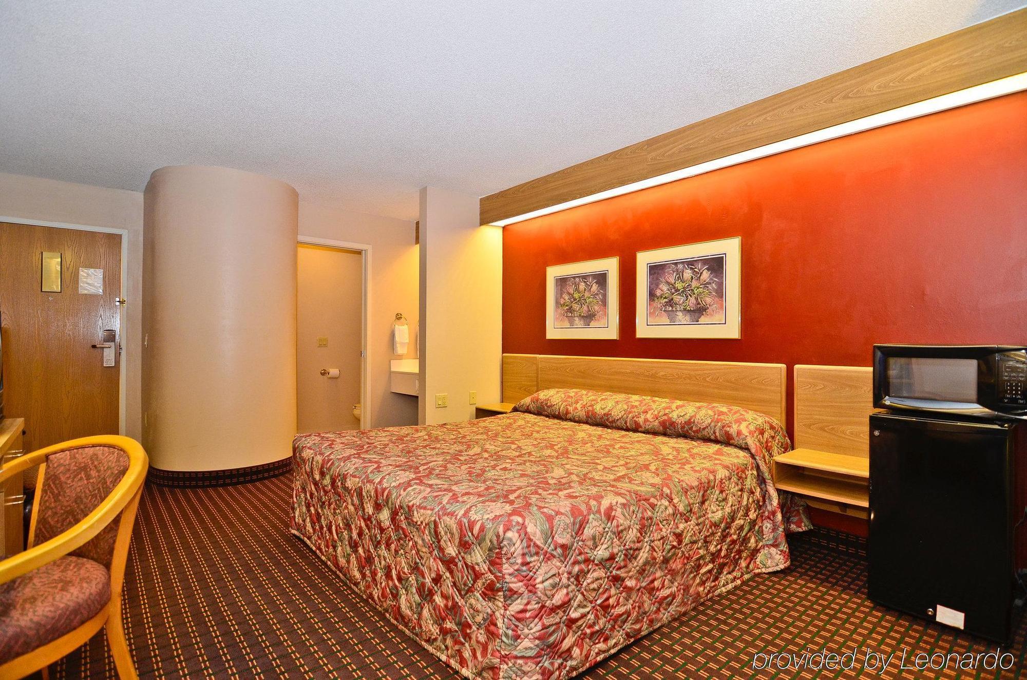 Americas Best Value Inn And Suites Lee'S Summit-Kansas City Phòng bức ảnh