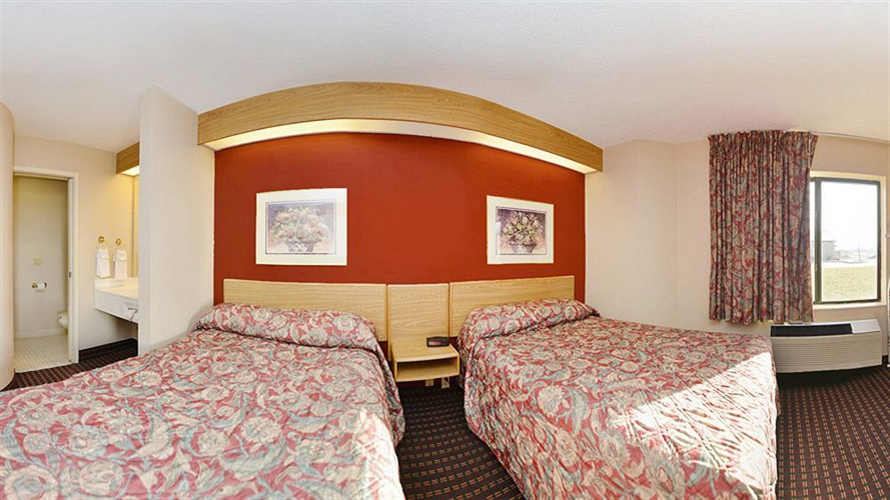Americas Best Value Inn And Suites Lee'S Summit-Kansas City Ngoại thất bức ảnh