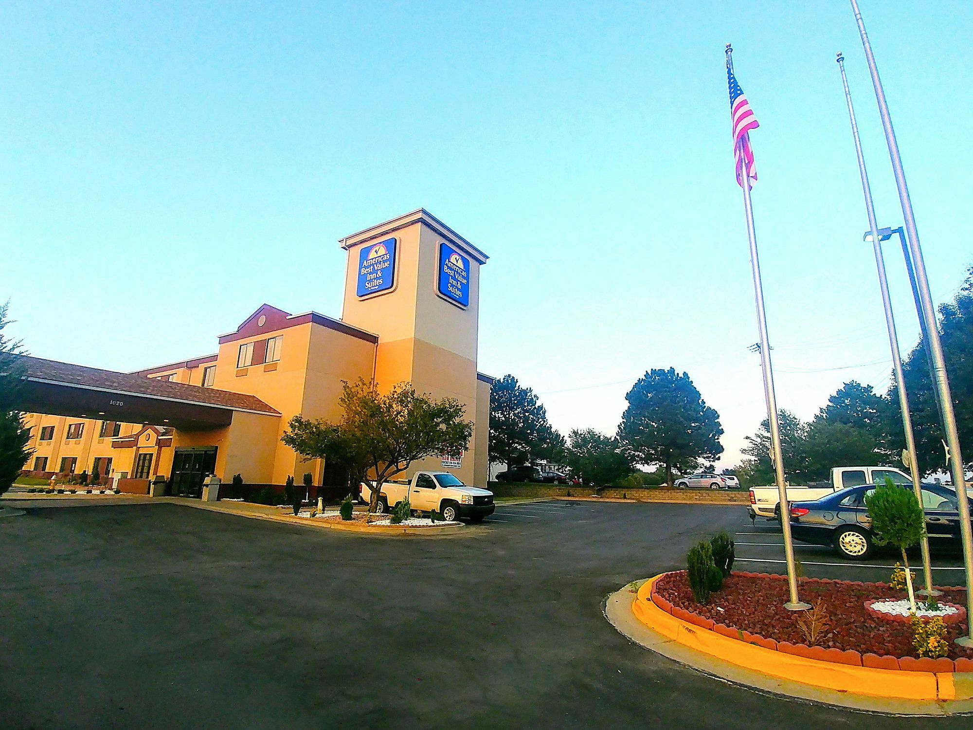 Americas Best Value Inn And Suites Lee'S Summit-Kansas City Ngoại thất bức ảnh