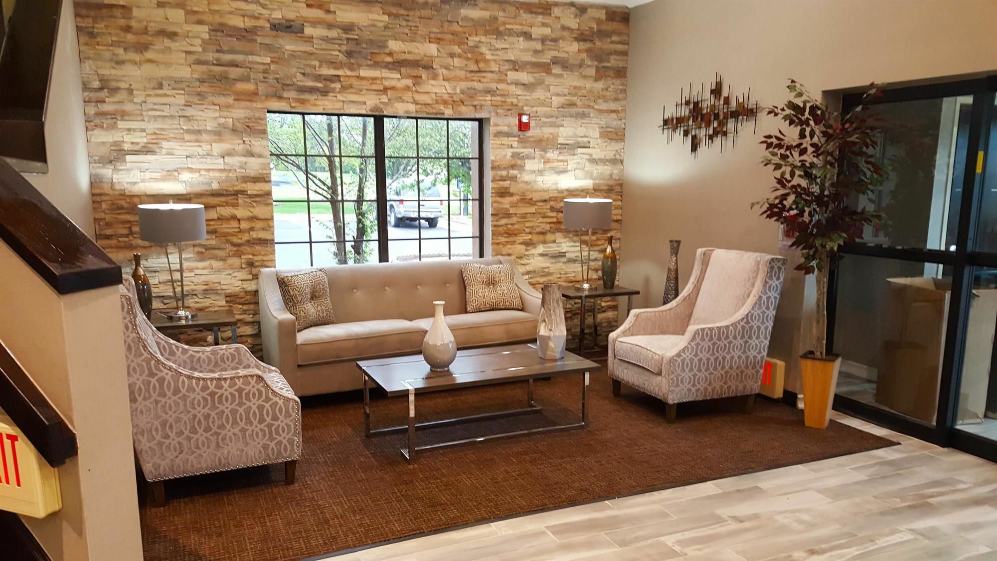Americas Best Value Inn And Suites Lee'S Summit-Kansas City Ngoại thất bức ảnh